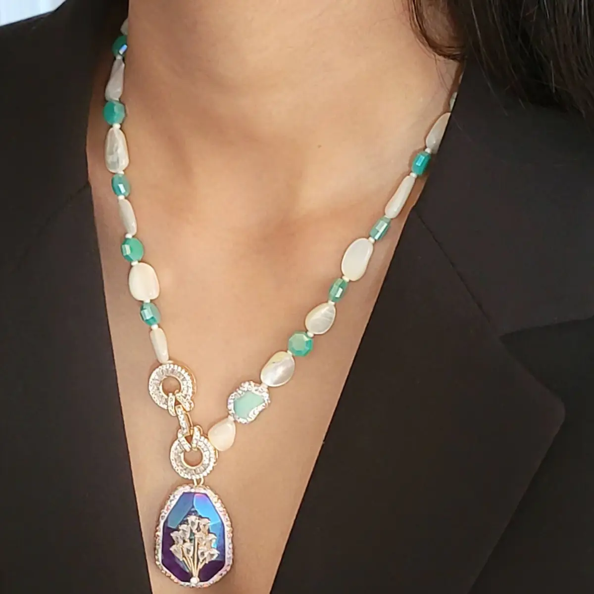 pearl necklace