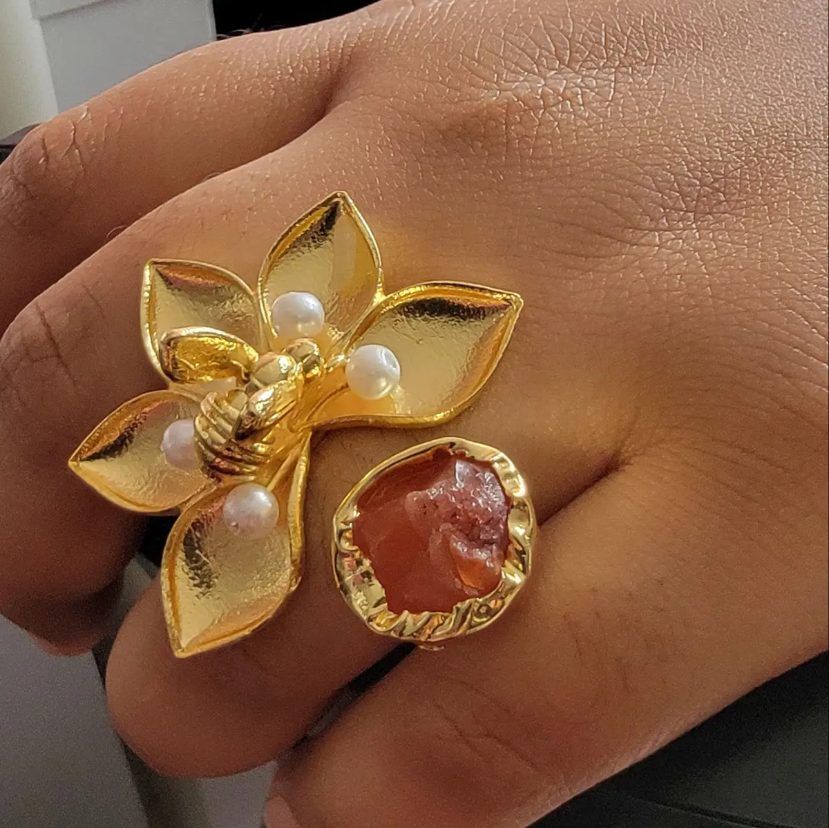ring amber